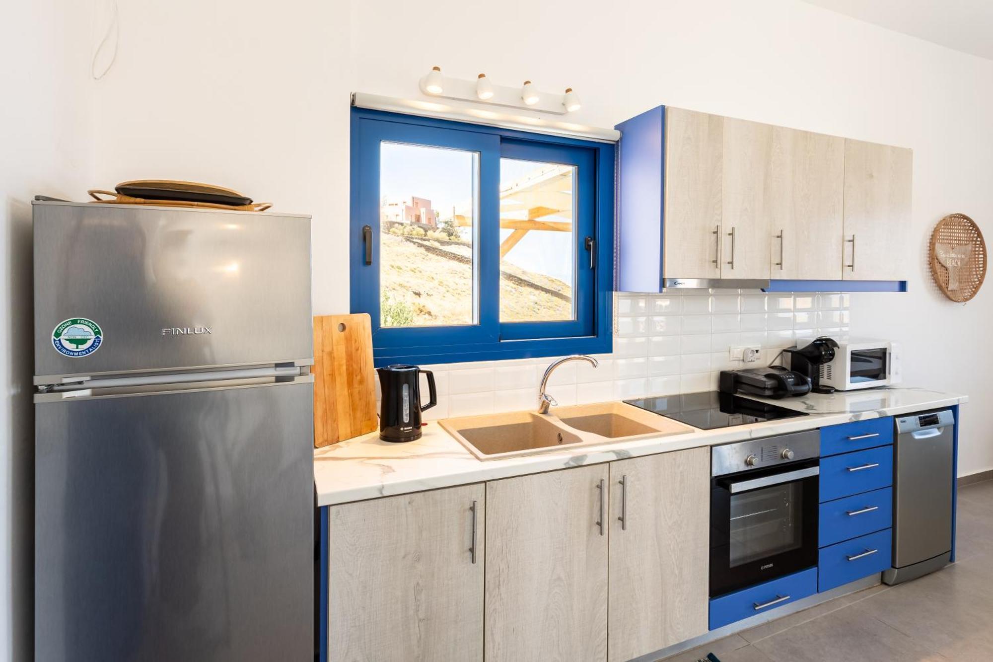 Villa Live In Blue - Kea's Myriad Shades Korissia (Kea)