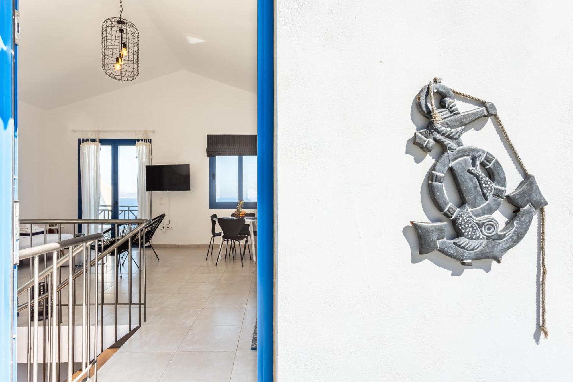 Live In Blue - Kea's Myriad Shades Villa *