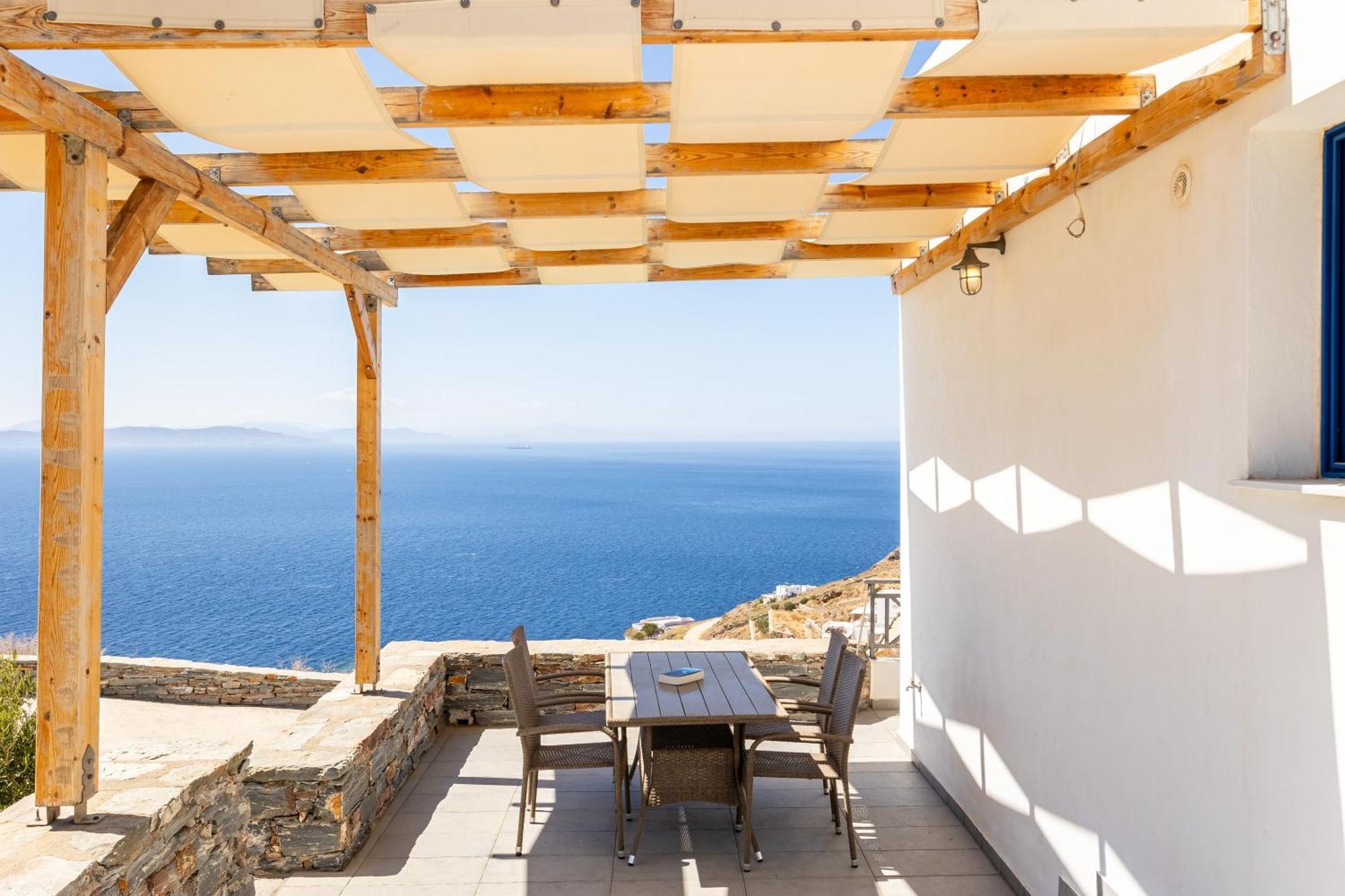 Villa Live In Blue - Kea's Myriad Shades Korissia (Kea)